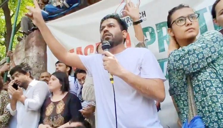 अभिजीत दीपिके