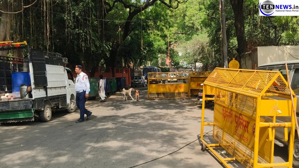 जंतर-मंतर, कॉकरोच, CJP