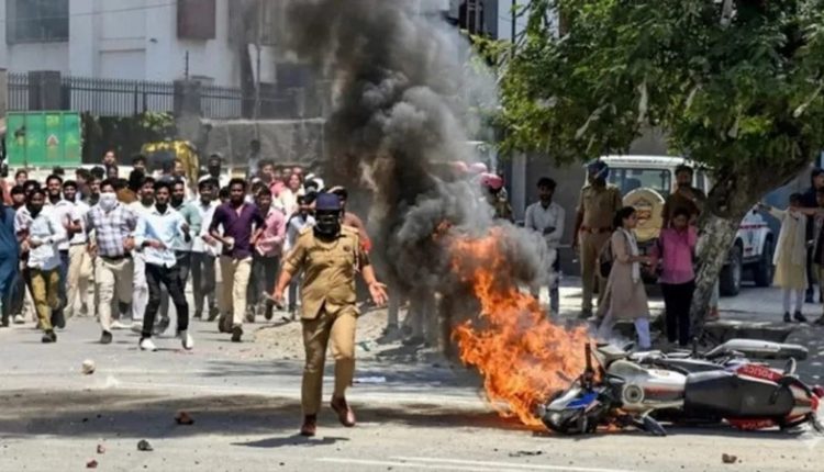 रिचा ग्लोबल हिंसा प्रकरण
