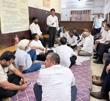 रजिस्ट्री व्यवस्था