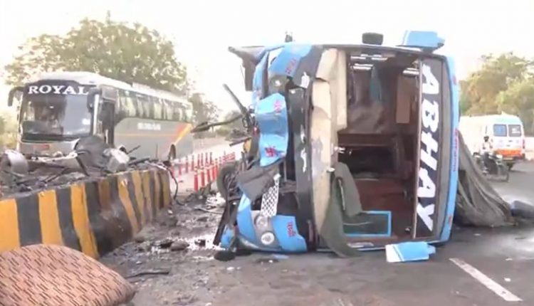 महामाया फ्लाईओवर के पास बड़ा हादसा