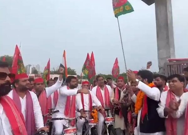 चुनावी बिगुल,