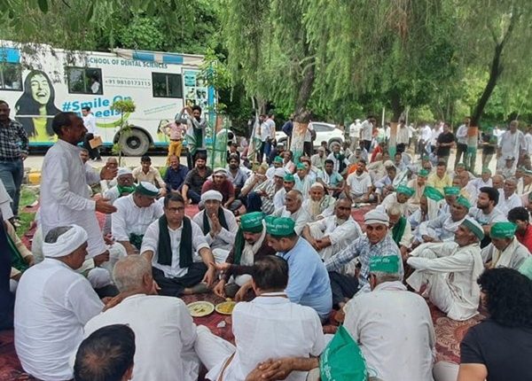 किसानों की हुंकार