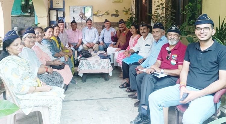 दिव्यांगों को दया नहीं