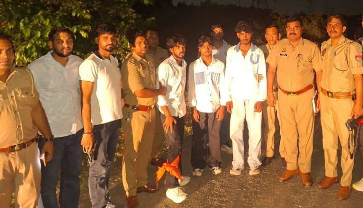 पुलिस मुठभेड़