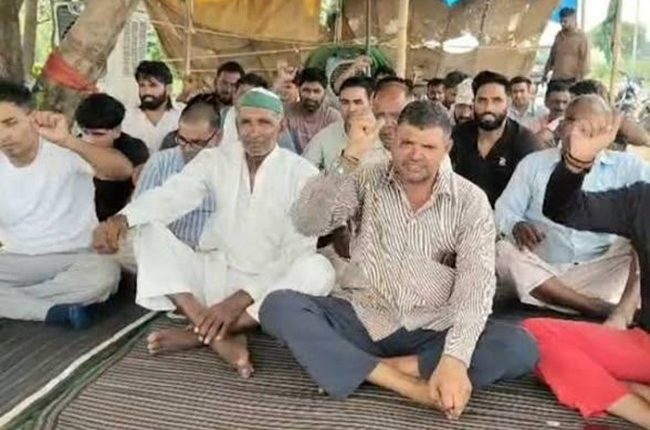 जेवर में डंपिंग ग्राउंड