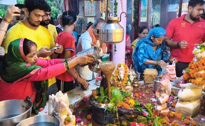 नागपंचमी पर शिवभक्ति में डूबा नोएडा