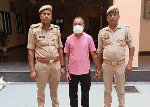 इनामी बदमाश गिरफ्तार