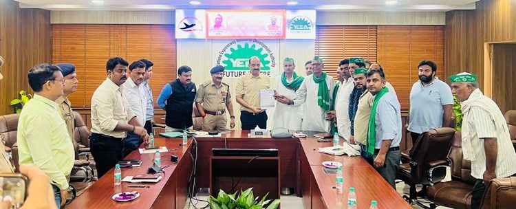 यमुना प्राधिकरण से वार्ता के बाद किसानों ने स्थगित की महापंचायत